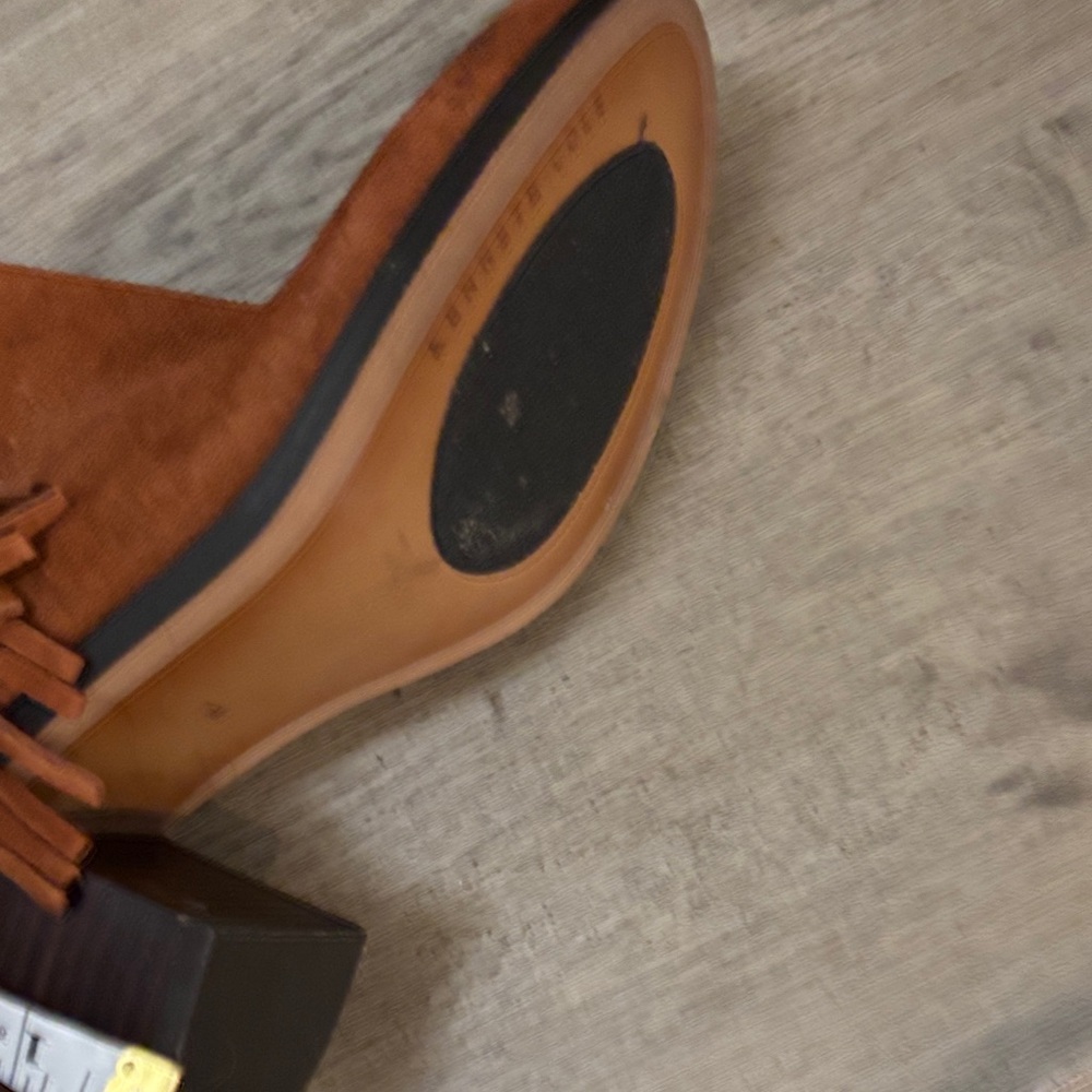 Reaction Kenneth Cole Tan Suede Fringe Booties - Picture 3 of 5